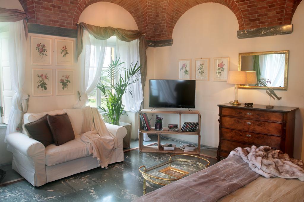 Villa Ottolenghi Wedekind Acqui Terme Exterior photo